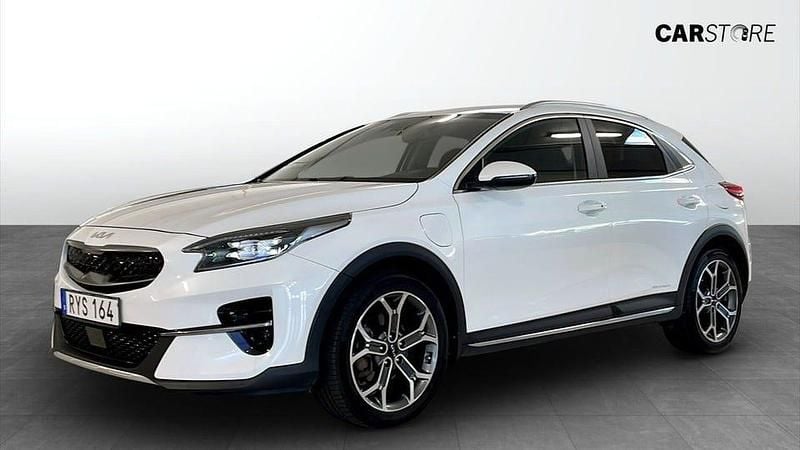 Vit Begagnad 2022 Kia XCeed Advance SUV | 229 900 kr (Bra pris) - Bild 1/4