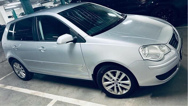 Silver Begagnad 2007 VW Polo Halvkombi | 62 900 kr (Dyr) - Bild 1/4
