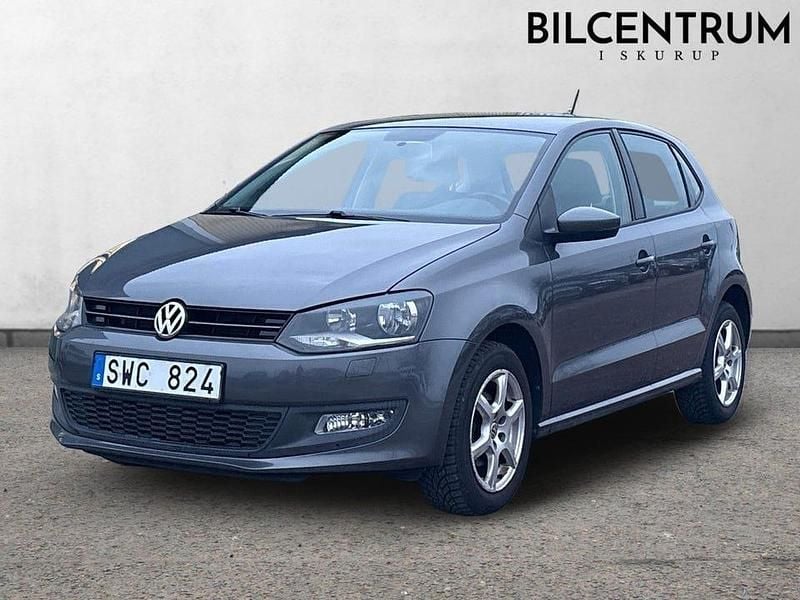 Grå Begagnad 2014 VW Polo Halvkombi | 99 900 kr (Marknadspris) - Bild 1/4
