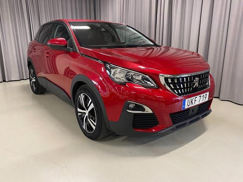 Röd Begagnad 2018 Peugeot 3008 Active SUV | 184 900 kr (Marknadspris) - Bild 1/3