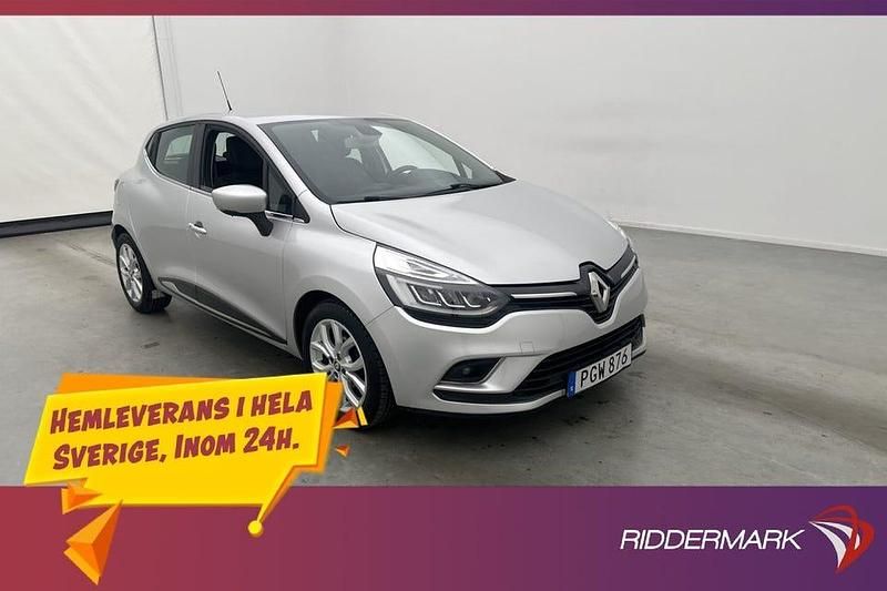 Silver Begagnad 2017 Renault Clio IV Intens Halvkombi | 79 800 kr (Marknadspris) - Bild 1/3