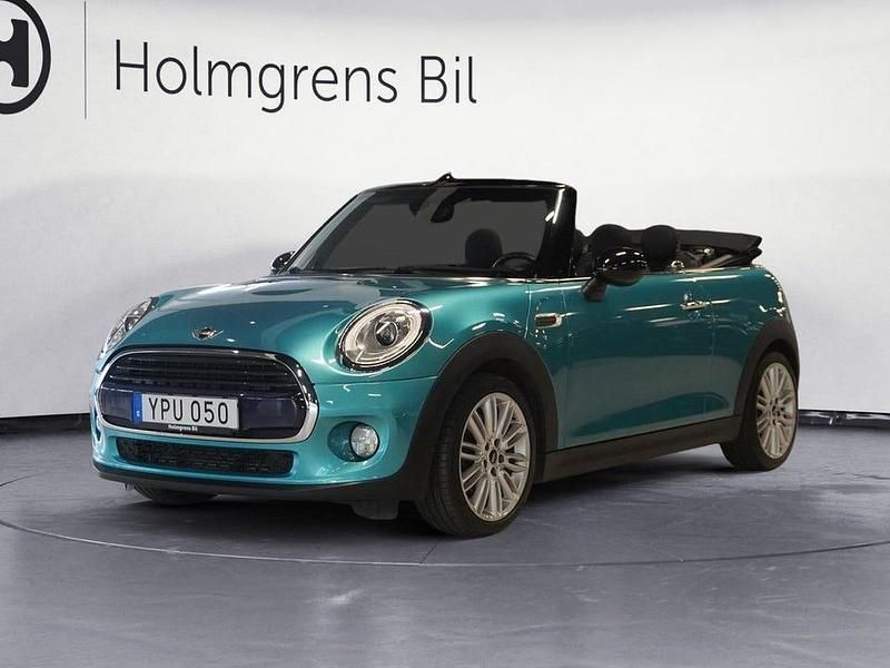 Ljusblå Begagnad 2017 Mini Cooper Cabriolet Chili Cab | 199 800 kr (Marknadspris) - Bild 1/4