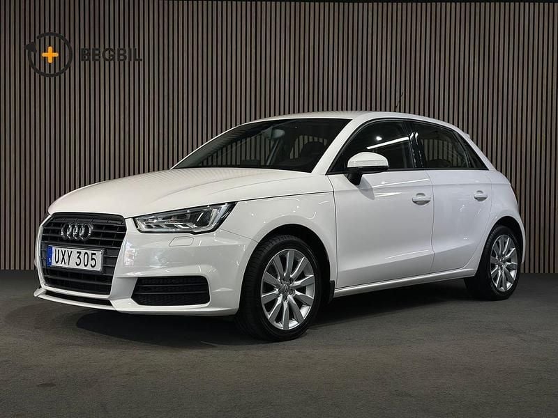 Vit Begagnad 2018 Audi A1 Sportback Halvkombi | 179 000 kr (Marknadspris) - Bild 1/4