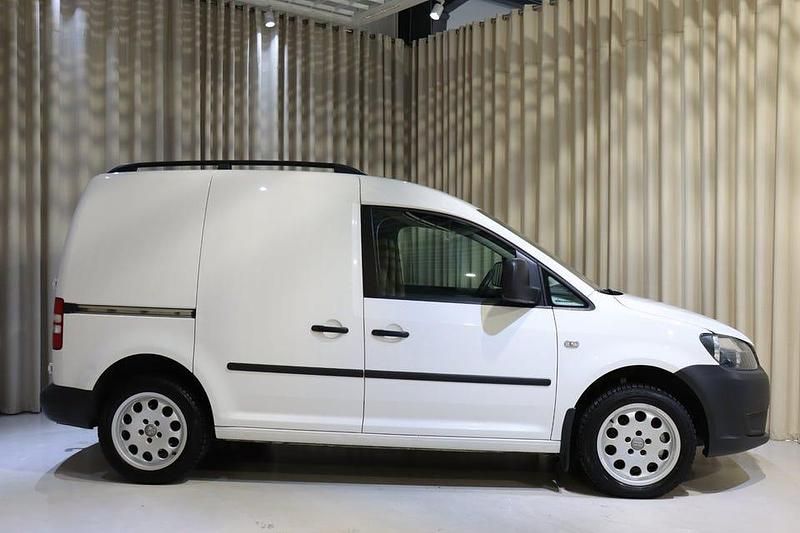 Begagnad VW Caddy 102 HK (75 kW) 2013 Vit Minibuss