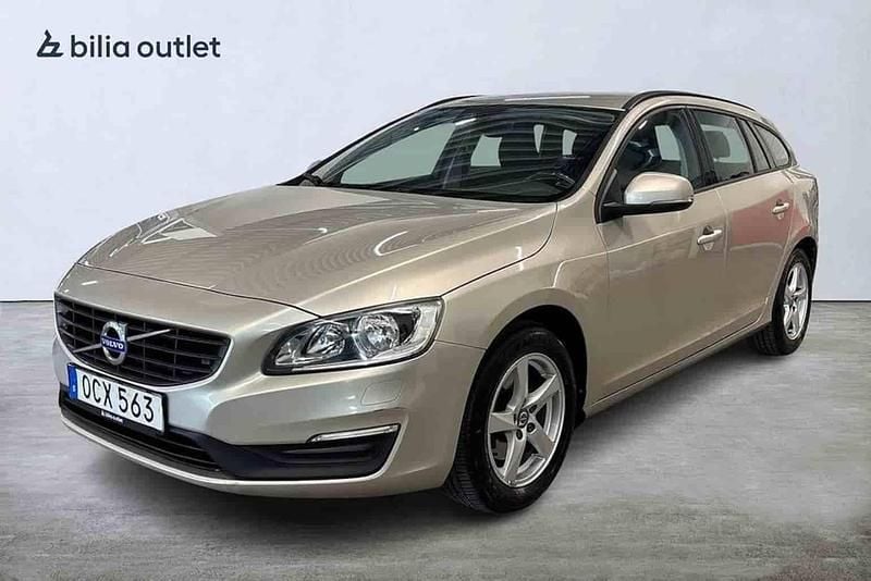 Brun Begagnad 2017 Volvo V60 Kombi | 109 000 kr (Bra pris) - Bild 1/1
