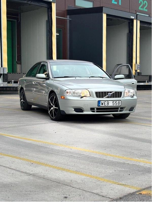 Grön Begagnad 2005 Volvo S80 Business Edition Sedan | 19 000 kr (Marknadspris) - Bild 1/3