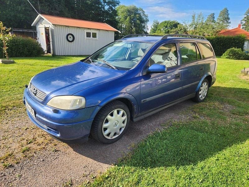 Blå Begagnad 2002 Opel Astra Kombi | 8 000 kr (Lite dyr) - Bild 1/4