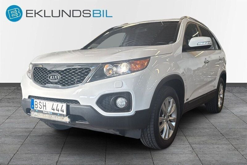 Vit Begagnad 2010 Kia Sorento EX SUV | 119 900 kr (Dyr) - Bild 1/4
