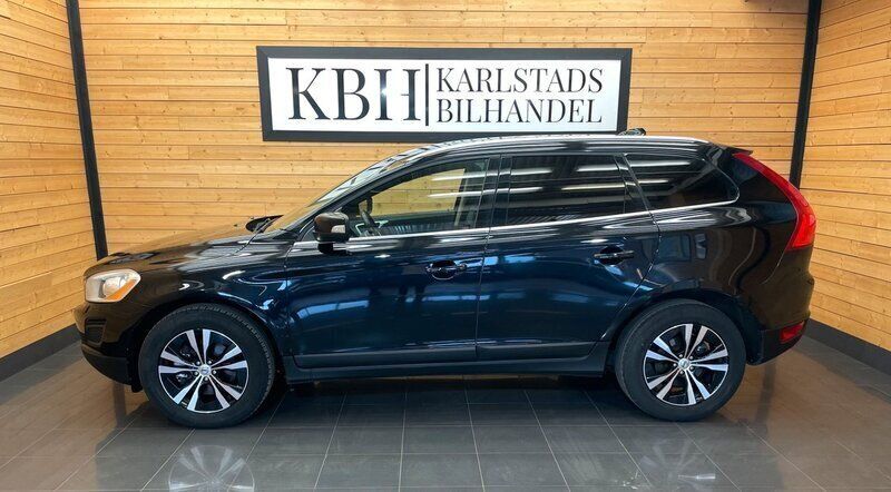 Svart Begagnad 2011 Volvo XC60 Summum SUV | 84 900 kr (Lite dyr) - Bild 1/4