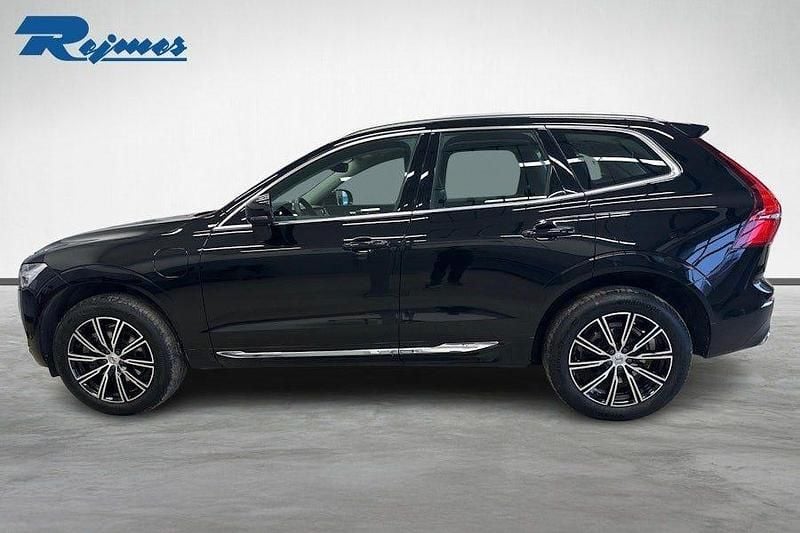 Begagnad Volvo XC60 Inscription 253 HK (186 kW) 2021 Onyx svart metallic SUV