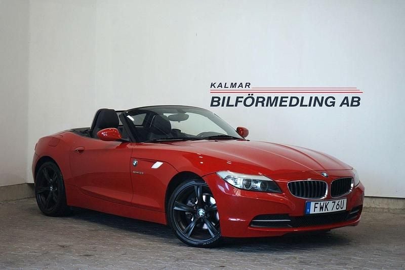 Röd Begagnad 2010 BMW Z4 Cab | 199 000 kr (Marknadspris) - Bild 1/4
