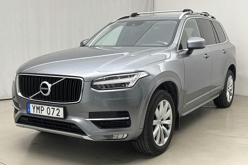 Grå Begagnad 2018 Volvo XC90 SUV | 316 000 kr (Superpris) - Bild 1/4