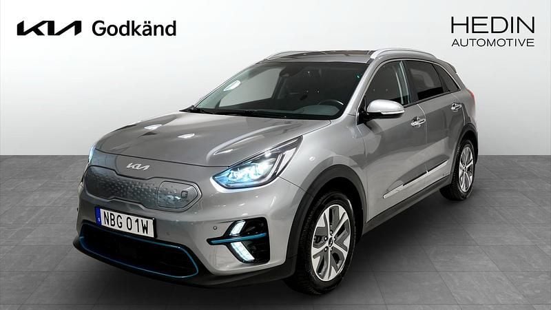 Grå Begagnad 2022 Kia e-Niro Advance SUV | 269 900 kr (Bra pris) - Bild 1/4