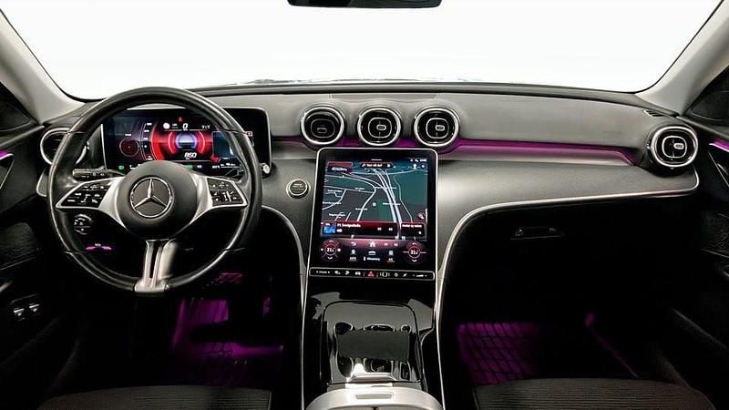 Begagnad Mercedes C300 204 HK (150 kW) 2023 Silver