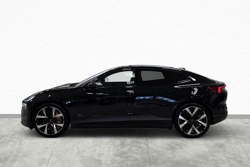 Svart Begagnad 2024 Polestar 4 Long Range Dual motor SUV | 779 900 kr (Lite dyr) - Bild 1/3