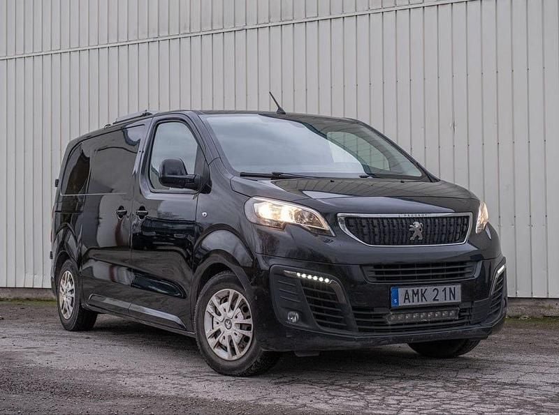 Svart Begagnad 2019 Peugeot Expert Van | 120 000 kr (Bra pris) - Bild 1/4