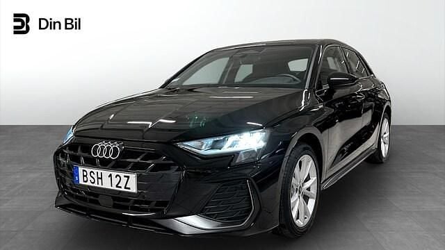 Ny Audi A3 S-Line 150 HK (110 kW) 2025 Mytsvart metallic