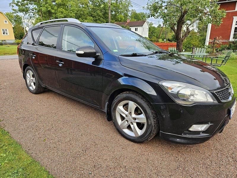 Begagnad 2012 Kia Ceed Kombi | 35 000 kr (Bra pris) - Bild 1/4