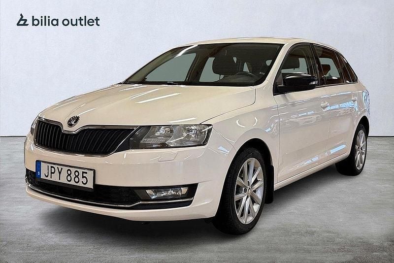 Vit Begagnad 2017 Skoda Rapid Style Halvkombi | 89 900 kr (Marknadspris) - Bild 1/3
