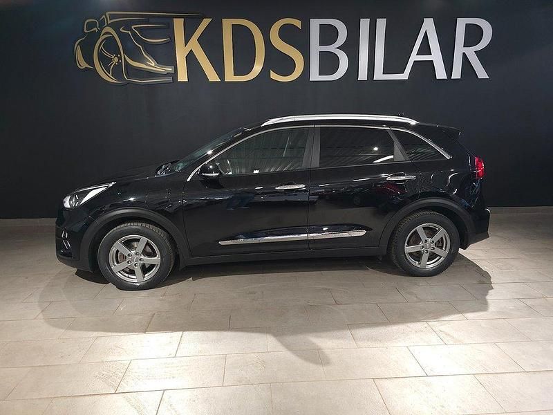 Svart Begagnad 2019 Kia Niro Advance SUV | 189 900 kr (Marknadspris) - Bild 1/4