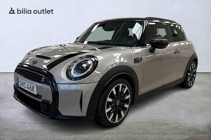 Grå Begagnad 2021 Mini Cooper S Comfort Halvkombi | 199 800 kr (Bra pris) - Bild 1/1