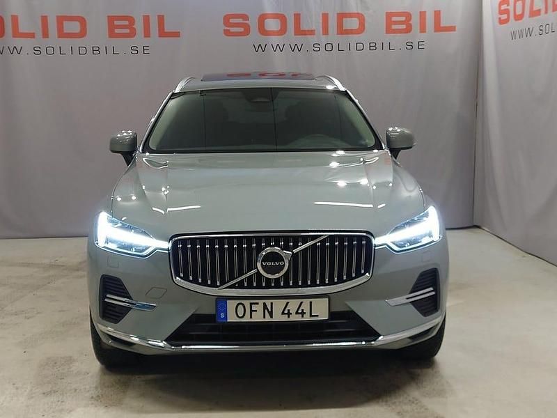 Begagnad Volvo XC60 Core 350 HK (257 kW) 2025 Vapour grey metallic SUV