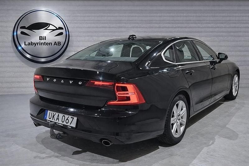 Begagnad Volvo S90 Kinetic 150 HK (110 kW) 2017 Svart Sedan
