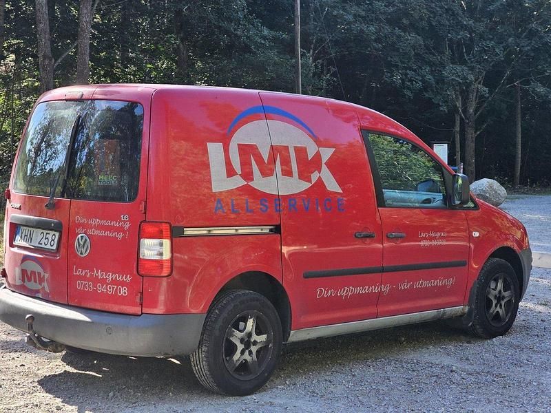Röd Begagnad 2006 VW Caddy Minibuss | 18 900 kr (Superpris) - Bild 1/4