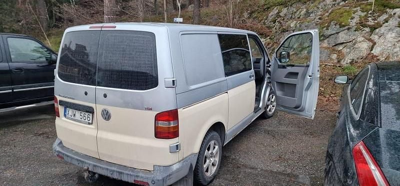 Begagnad VW T5 131 HK (96 kW) 2006 Van