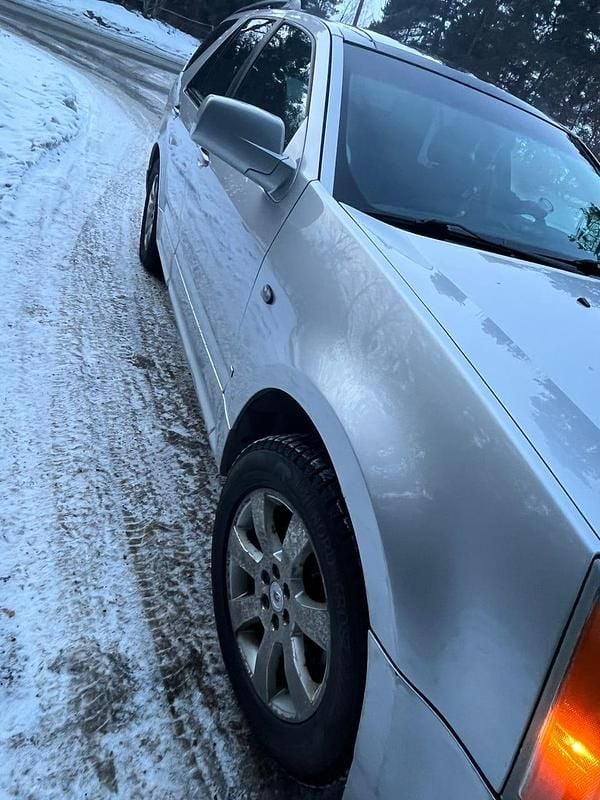 Begagnad Cadillac SRX 258 HK (189 kW) 2008 SUV