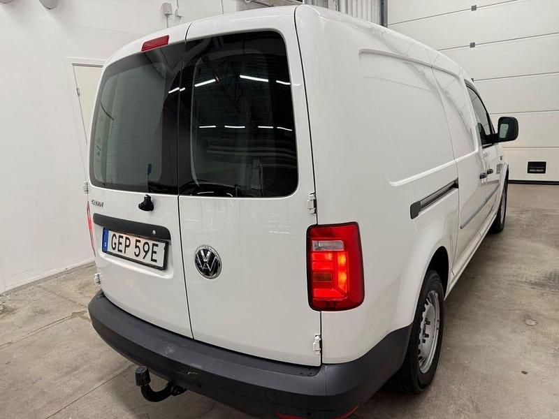 Begagnad VW Caddy Maxi 102 HK (75 kW) 2019 Vit Minibuss