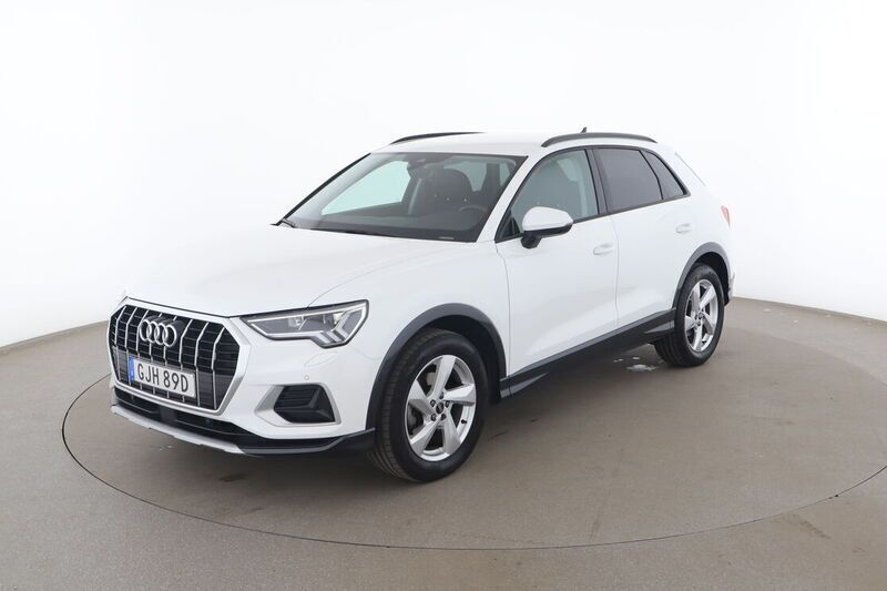 Vit Begagnad 2021 Audi Q3 Proline SUV | 308 000 kr (Marknadspris) - Bild 1/4