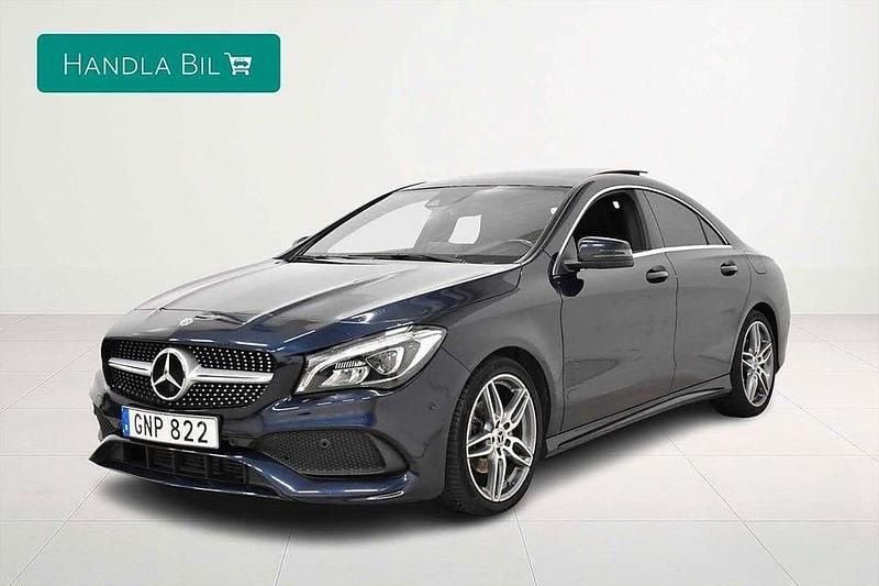 Mörkblå Begagnad 2018 Mercedes CLA200 AMG Sedan | 239 900 kr (Bra pris) - Bild 1/4