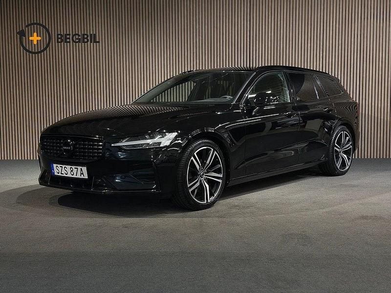 Svart Begagnad 2021 Volvo V60 R-Design Kombi | 339 200 kr (Lite dyr) - Bild 1/4
