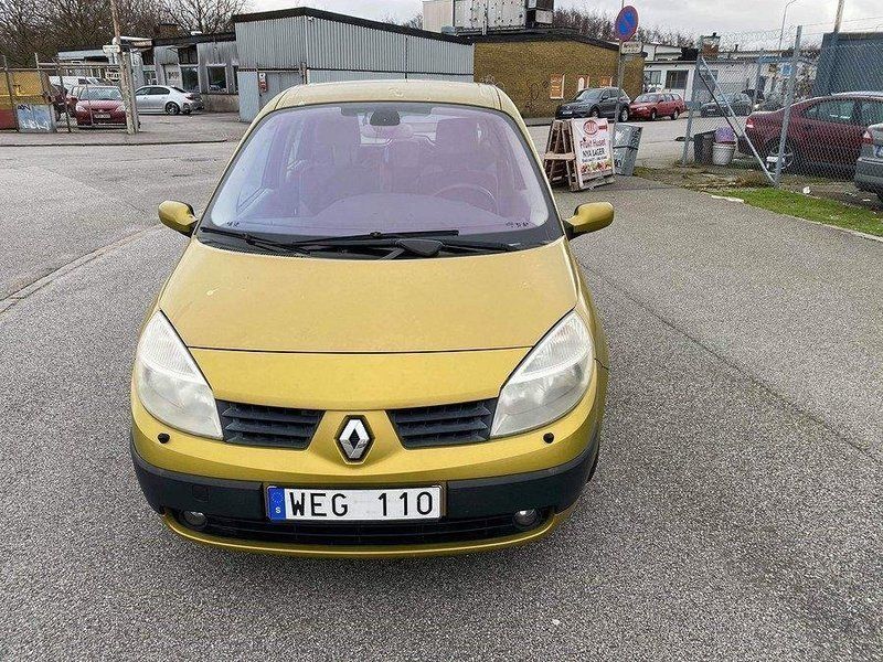 Såld Renault Scénic 2.0/Automat/13., begagnad 2004, 14 000 mil i