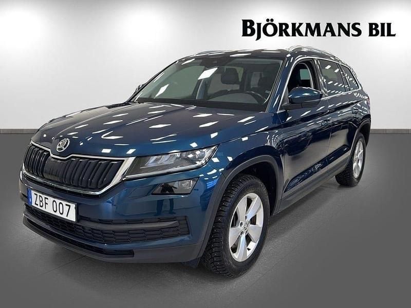 Blå Begagnad 2017 Skoda Kodiaq SUV | 239 900 kr (Marknadspris) - Bild 1/4