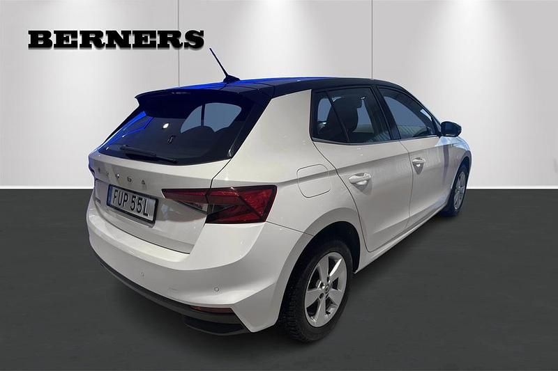 Begagnad Skoda Fabia Style 112 HK (82 kW) 2022 Vit Halvkombi
