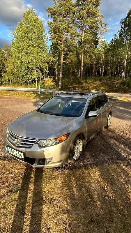 Begagnad Honda Accord 150 HK (110 kW) 2009 Kombi