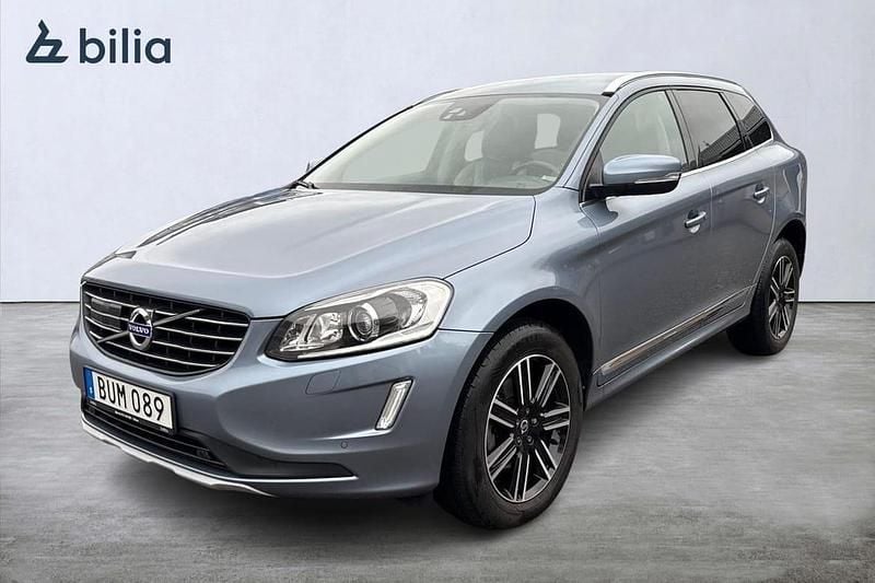Ljusblå (blå) Begagnad 2017 Volvo XC60 Standard SUV | 199 900 kr (Bra pris) - Bild 1/4