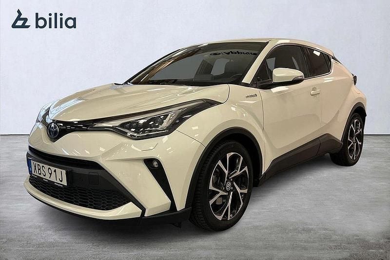 Vit Begagnad 2020 Toyota C-HR Edition SUV | 249 900 kr (Marknadspris) - Bild 1/3