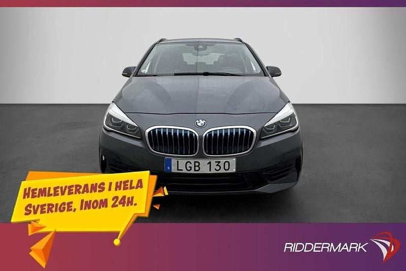 Begagnad BMW 225 Active Tourer Sport Line 224 HK (164 kW) 2019 Grå Minibuss
