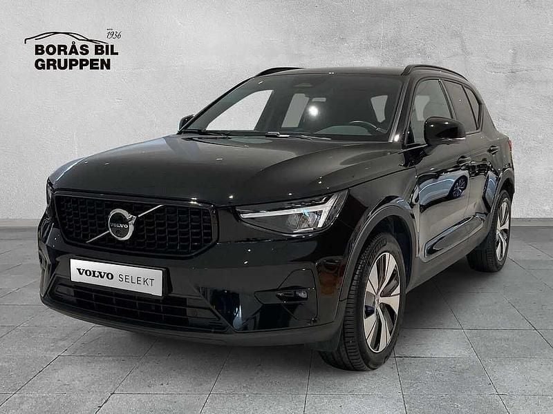 Begagnad 2025 Volvo XC40 SUV | 399 000 kr (Marknadspris) - Bild 1/4