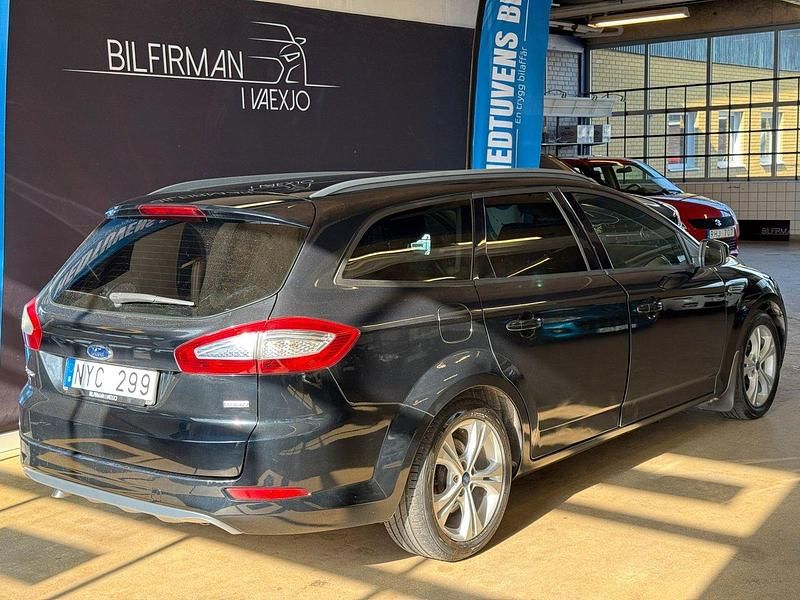 Begagnad Ford Mondeo Sport 116 HK (85 kW) 2013 Svart Kombi