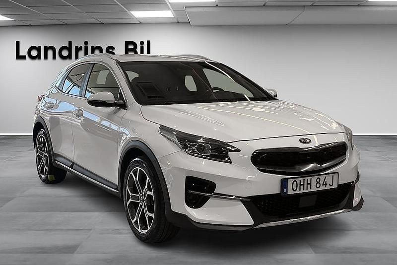 Begagnad Kia XCeed Advance 105 HK (77 kW) 2020 Vit SUV