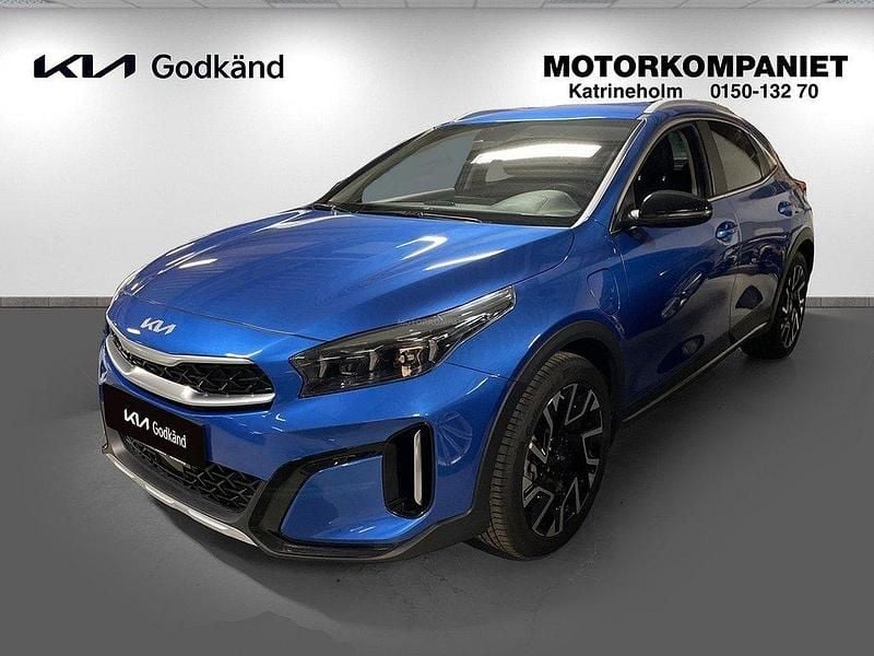 Blå Begagnad 2022 Kia XCeed Advance SUV | 269 900 kr (Marknadspris) - Bild 1/4