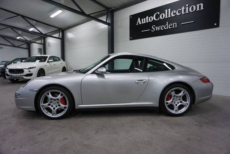 Begagnad Porsche 911 Carrera 4S 355 HK (261 kW) 2006 Silver Sportkupé