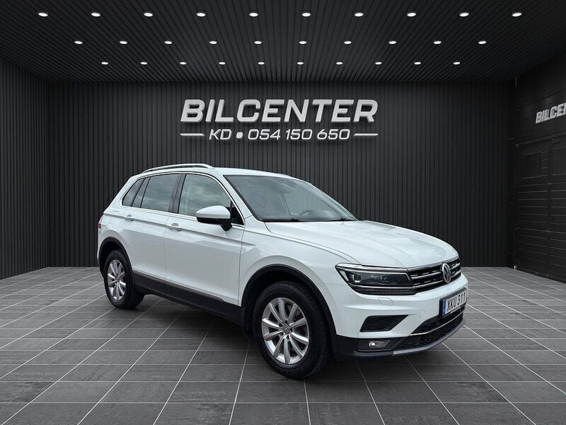 Vit Begagnad 2018 VW Tiguan GT SUV | 179 900 kr (Bra pris) - Bild 1/4