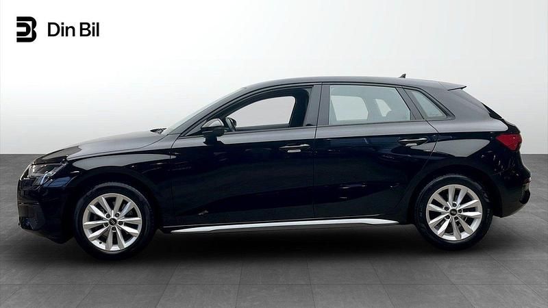 Begagnad Audi A3 Sportback Proline 150 HK (110 kW) 2022 Svart Halvkombi