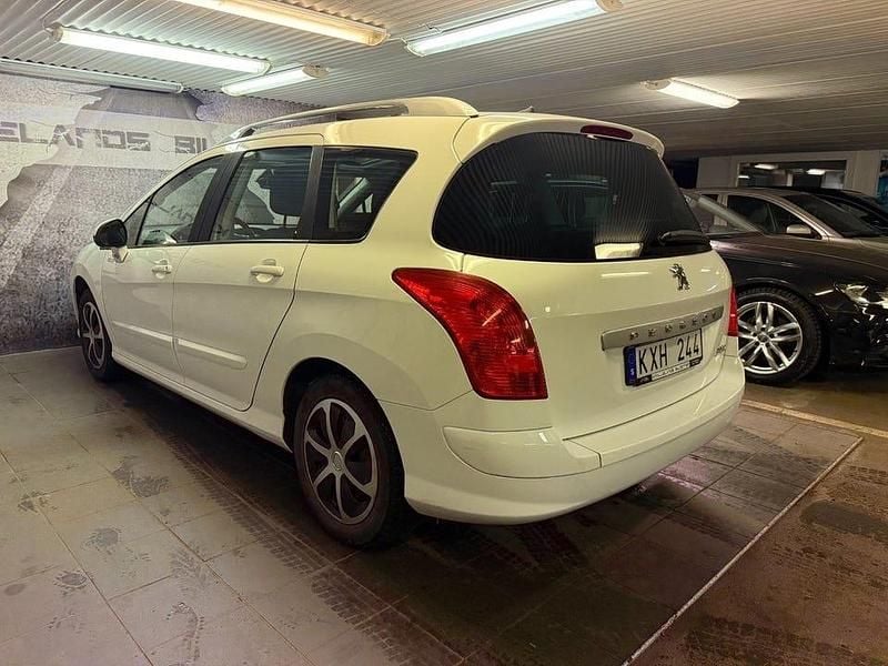 Begagnad Peugeot 308 SW 156 HK (114 kW) 2010 Vit Kombi