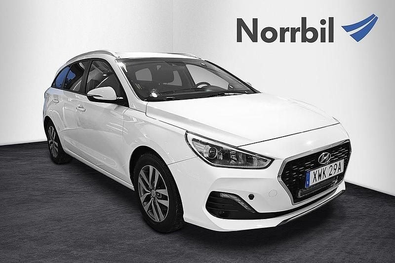 Begagnad Hyundai i30 Edition+ 140 HK (102 kW) 2019 Vit Kombi